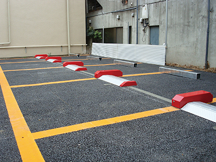 ロック板式　駐車管制装置